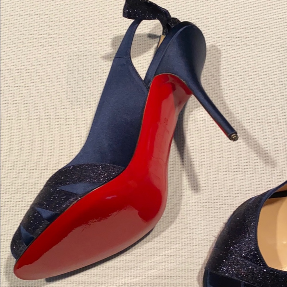 Size 39 NEVER BEEN WORN Christian Louboutin shoes